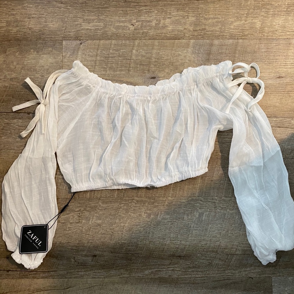 WHITE COVERUP